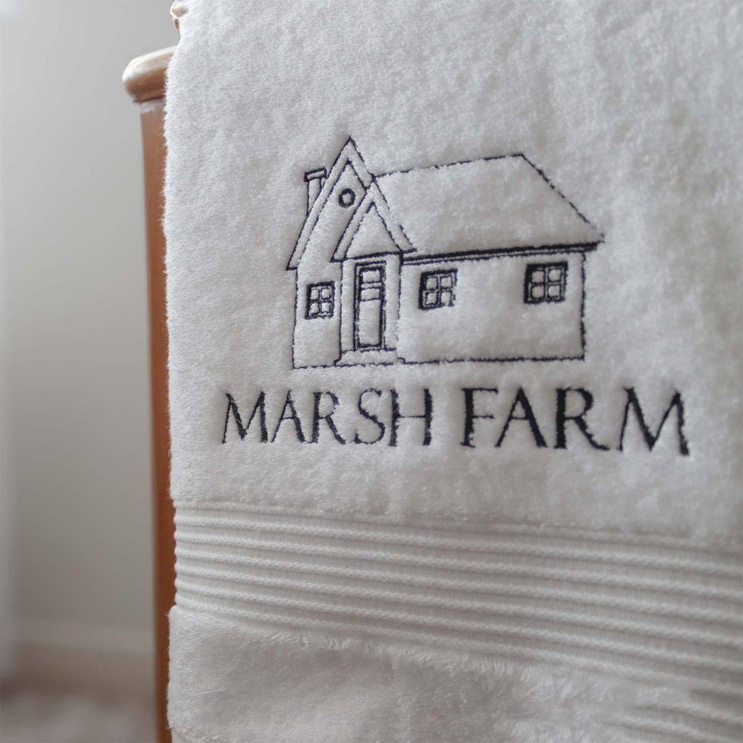 Rustic Farmhouse Embroidered Towels – Perfect for Country Homes