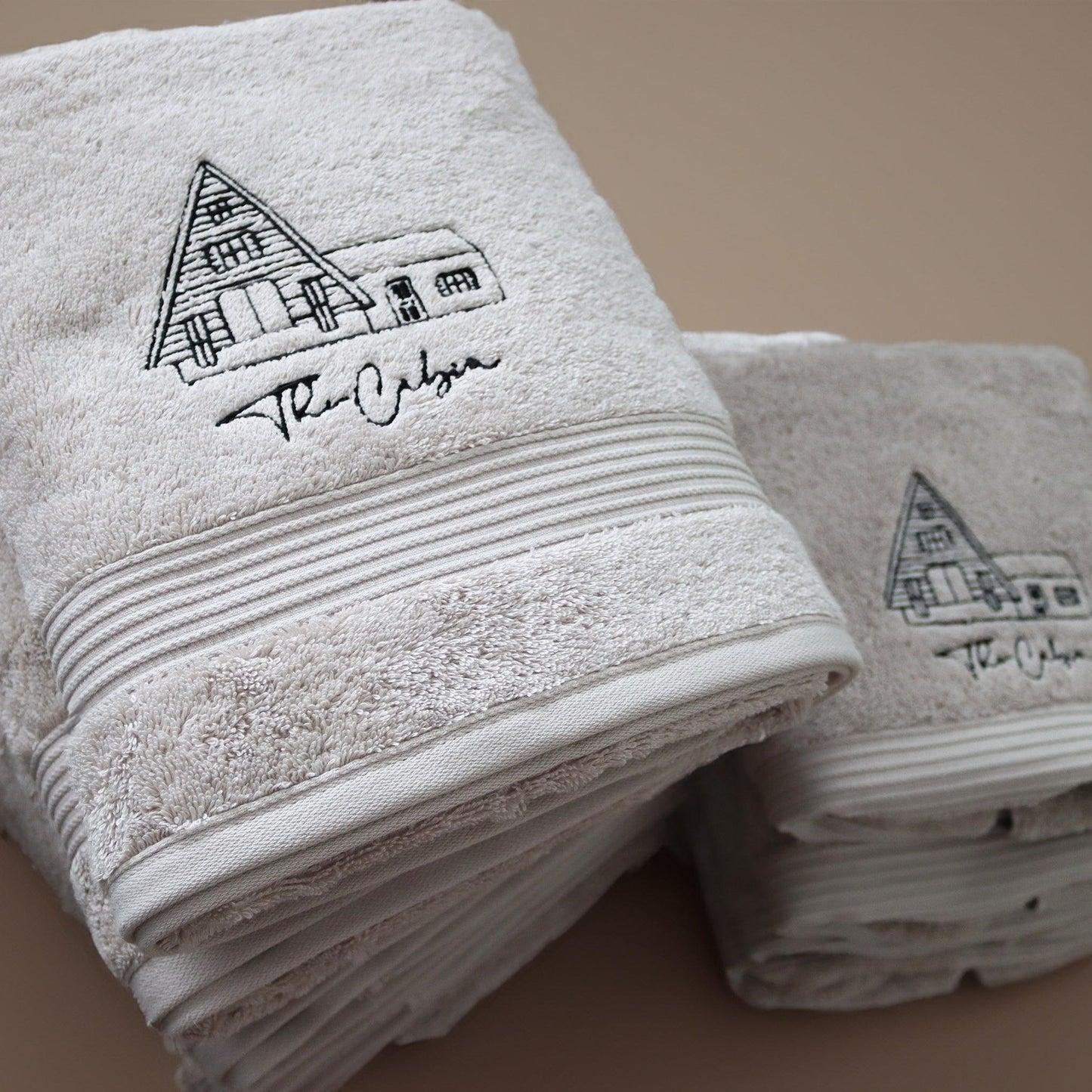 Luxury Guest Towels – Personalised for Guest Rooms & Hospitality