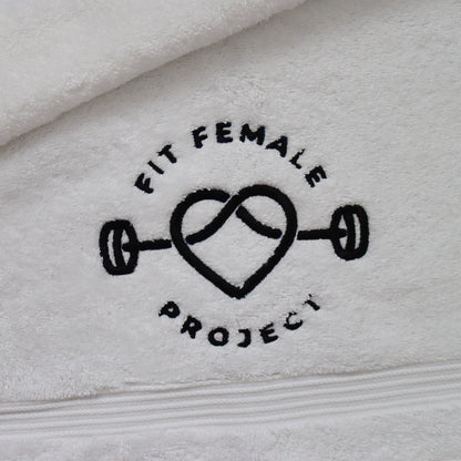 Custom Gym Towels – Embroidered for Fitness Studios & Enthusiasts