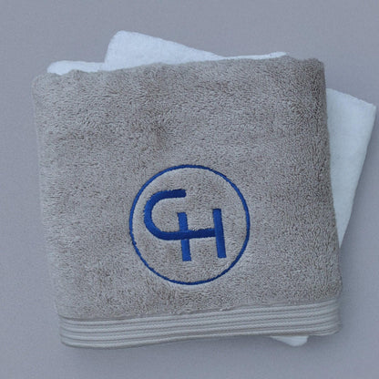 Branded Corporate Towels – Custom Embroidery for Events & Promotions