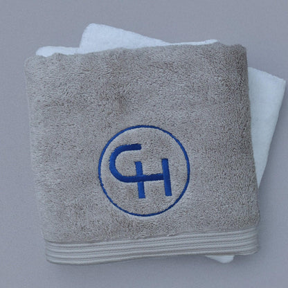 Heritage-Themed Towels – Celebrate Tradition and Style