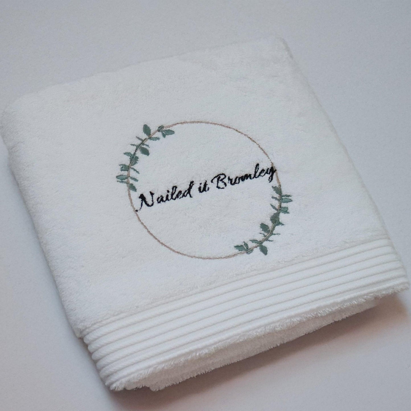 Aesthetic Clinic Towels – Embroidered for Skincare Professionals